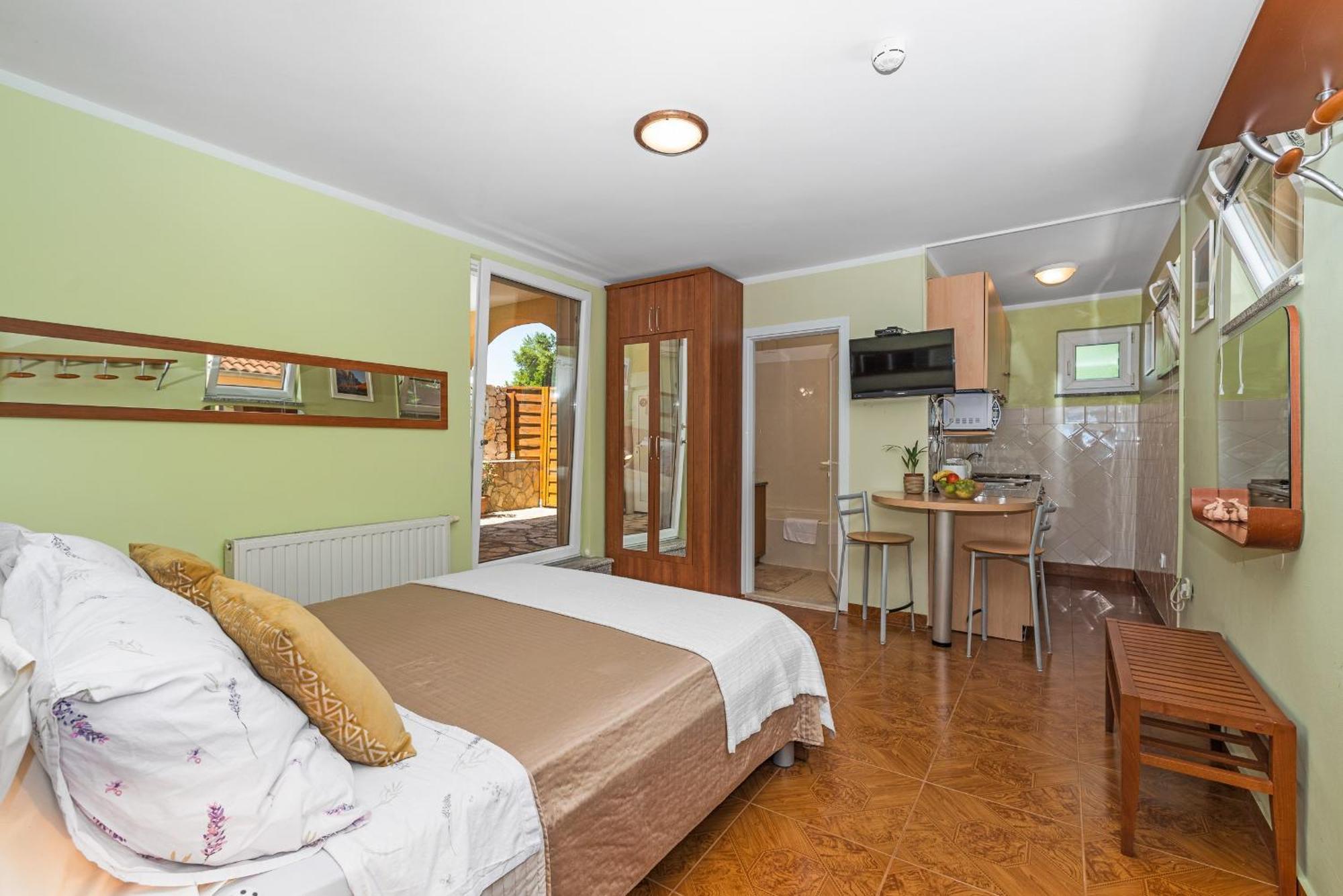 Beach Apartments Villa Kaya Sukošan Habitación foto